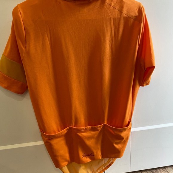 Rapha Men’s Classic Flyweight Jersey (orange), size large - Picture 2 of 4